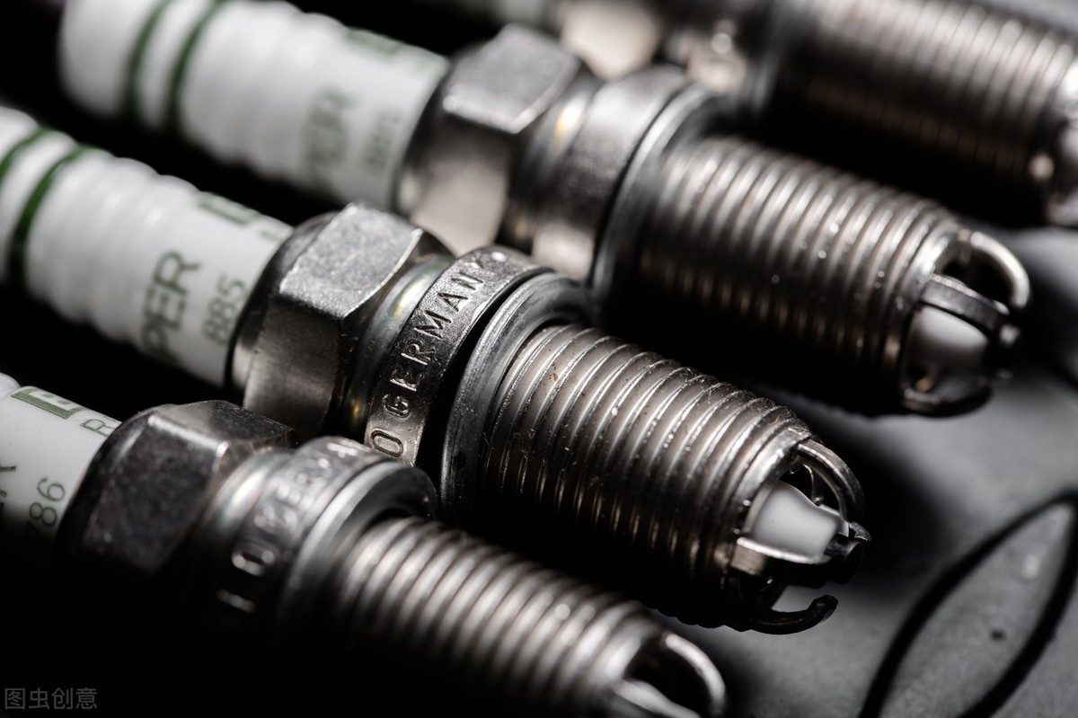 速腾tsi发动机火花塞,何时更换早知道!-新浪汽车