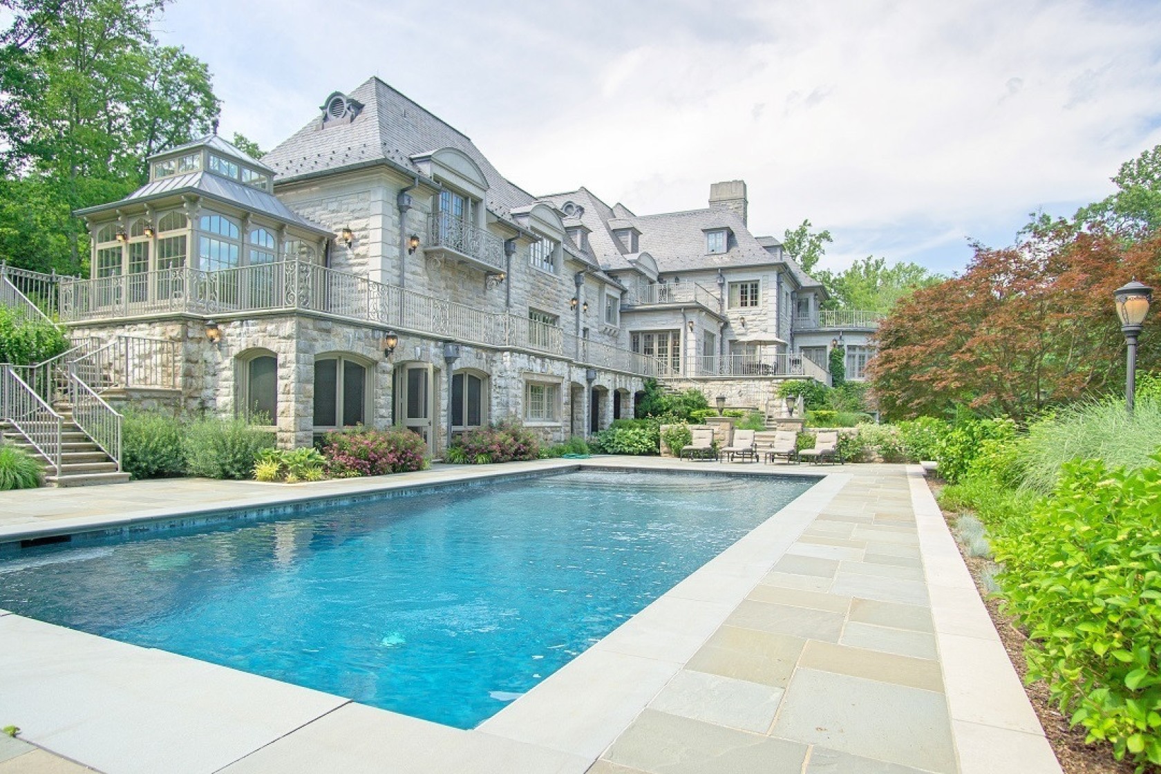 纽约中投王挂牌出售豪宅,多达26个房间像座城堡