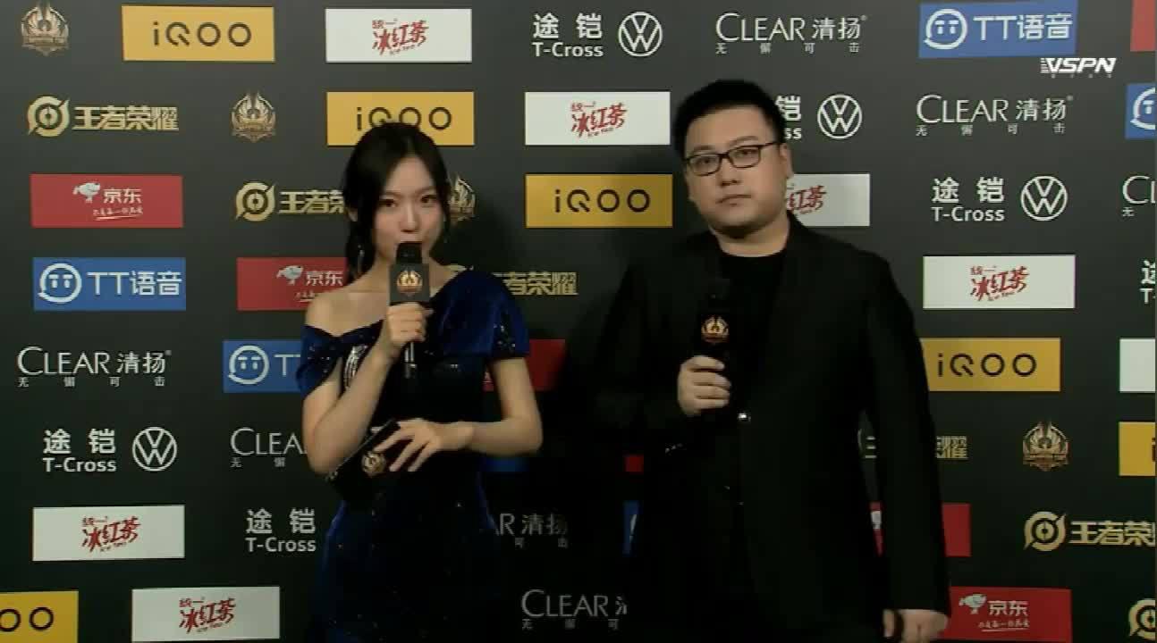Mtg教练贝克曼赛后采访 久龙是一名很成熟的选手想要拿到小组 Mtg教练贝克曼赛后采访 久龙是一名很成熟的选手想要拿到小组