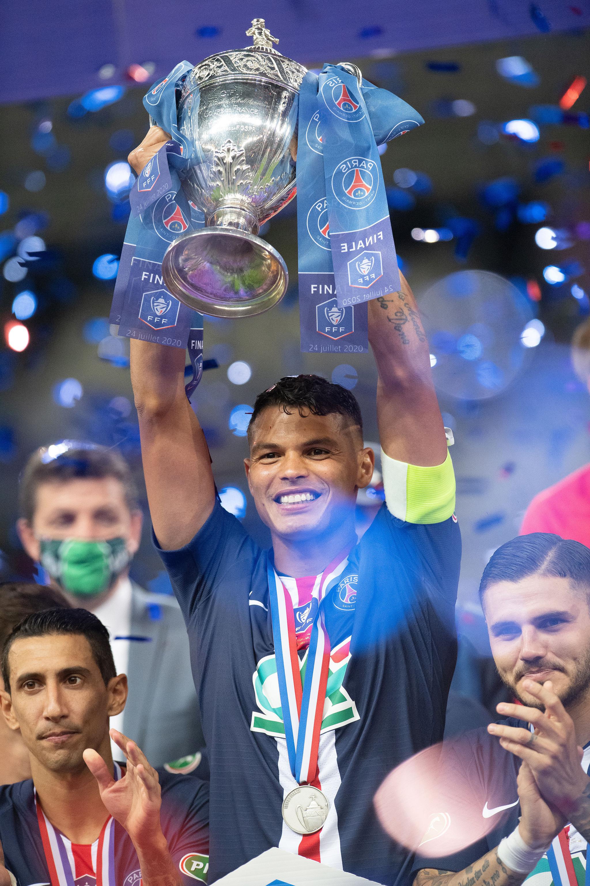 足球| 法国杯巴黎圣日耳曼夺冠