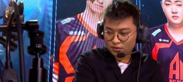 太平天师张角逆天改命ag零封rox后再度零封we