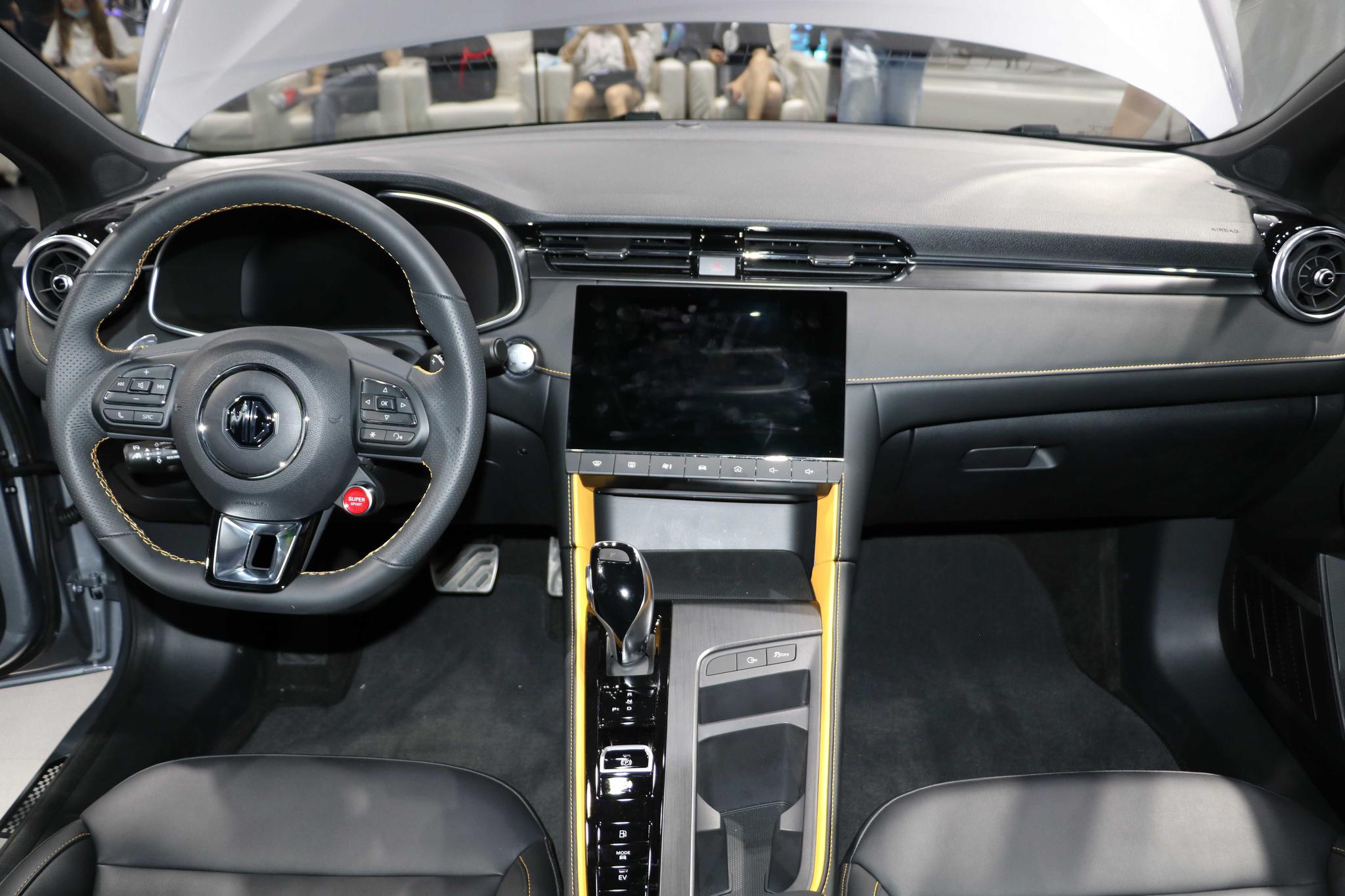 2020成都车展 | 综合功率达305马力 图解第三代名爵6 phev