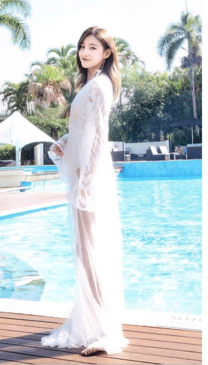 大家对于马凡舒应该都非常熟悉了,作为央视的美女主持人,马凡舒主持的