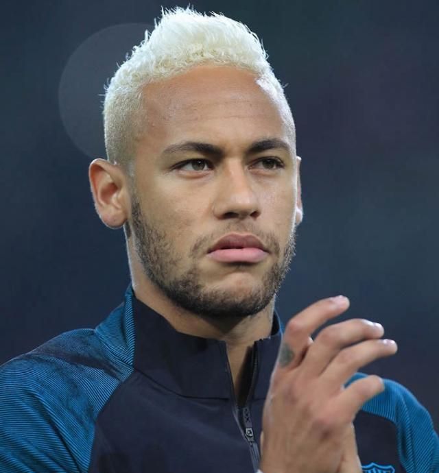 足球白发男团,在那些年里,我们一起追逐的白发星|白发|梅西|内马尔