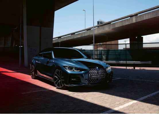 新一代撩妹神器，全新宝马4系预售36.50万起，搭2.0T发动机