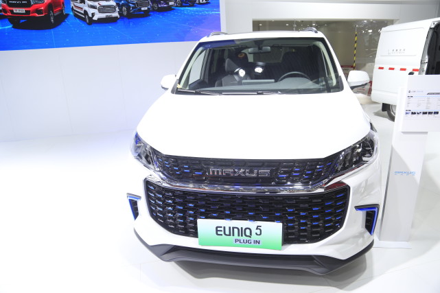 迈克萨斯euniq5插电混动最大续航900公里车展实拍