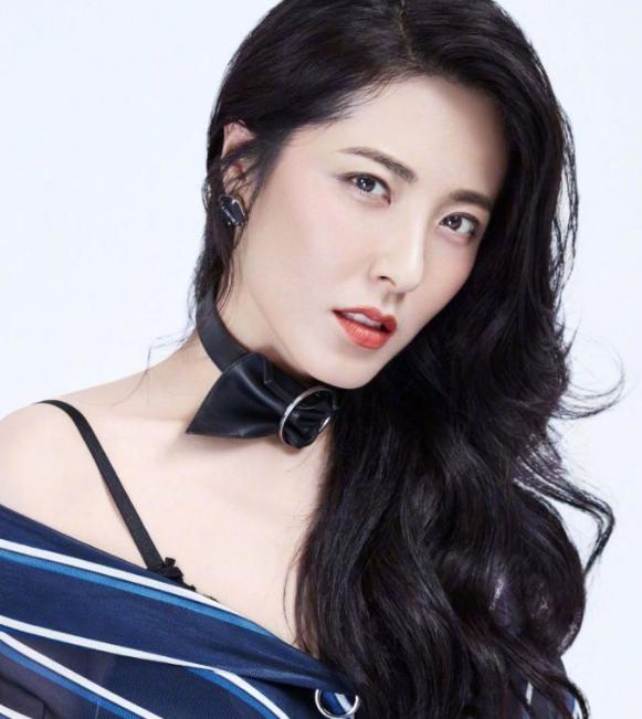 你觉得娱乐圈富有御姐气质的女星是谁?▼