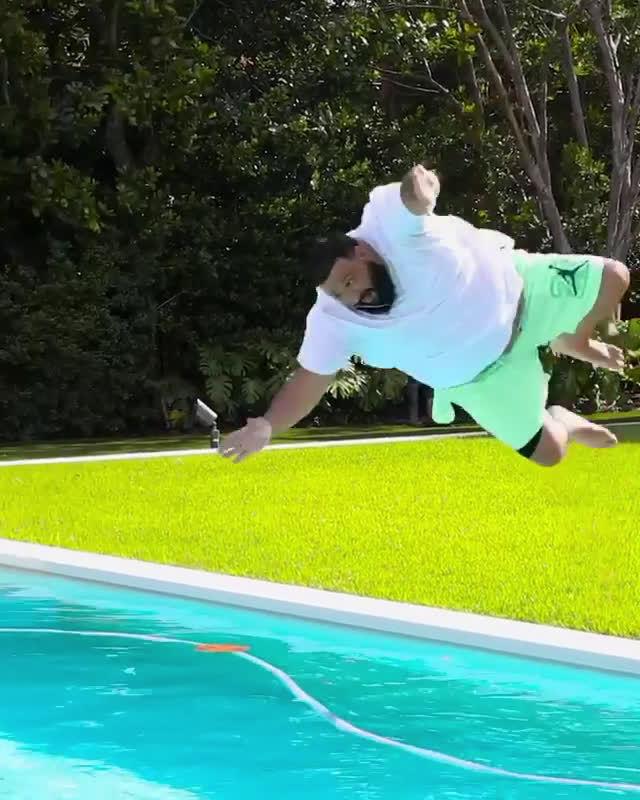 dj khaled开心分享跳水视频