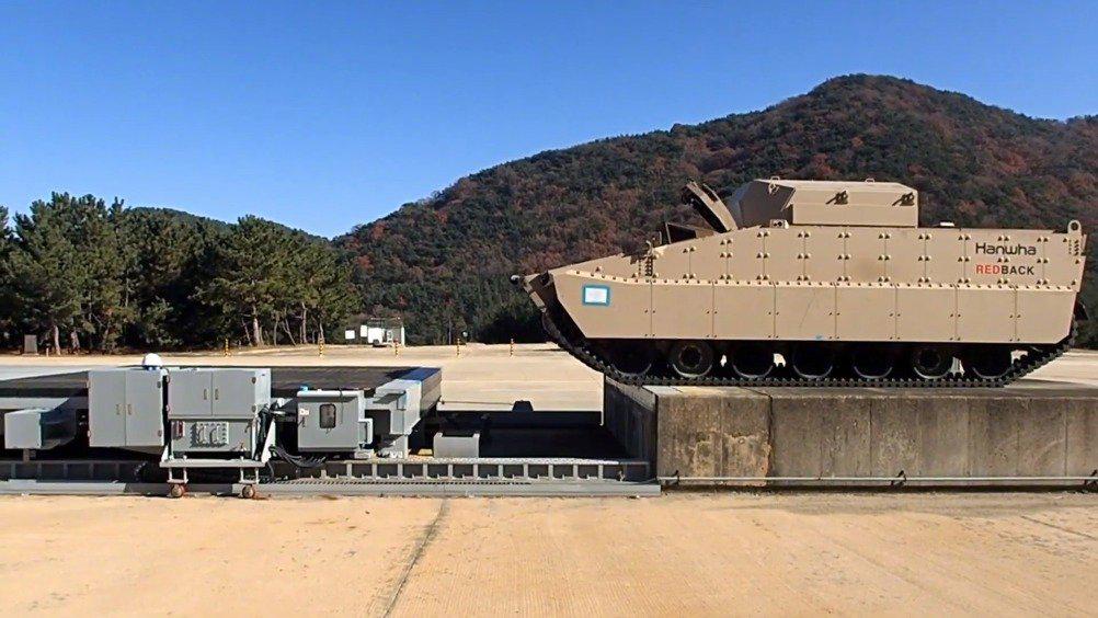 韩国as21"红背蜘蛛"步兵战车测试