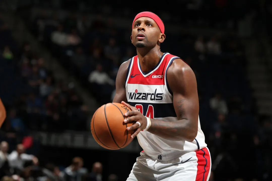 7,cj迈尔斯 2005年第34顺位