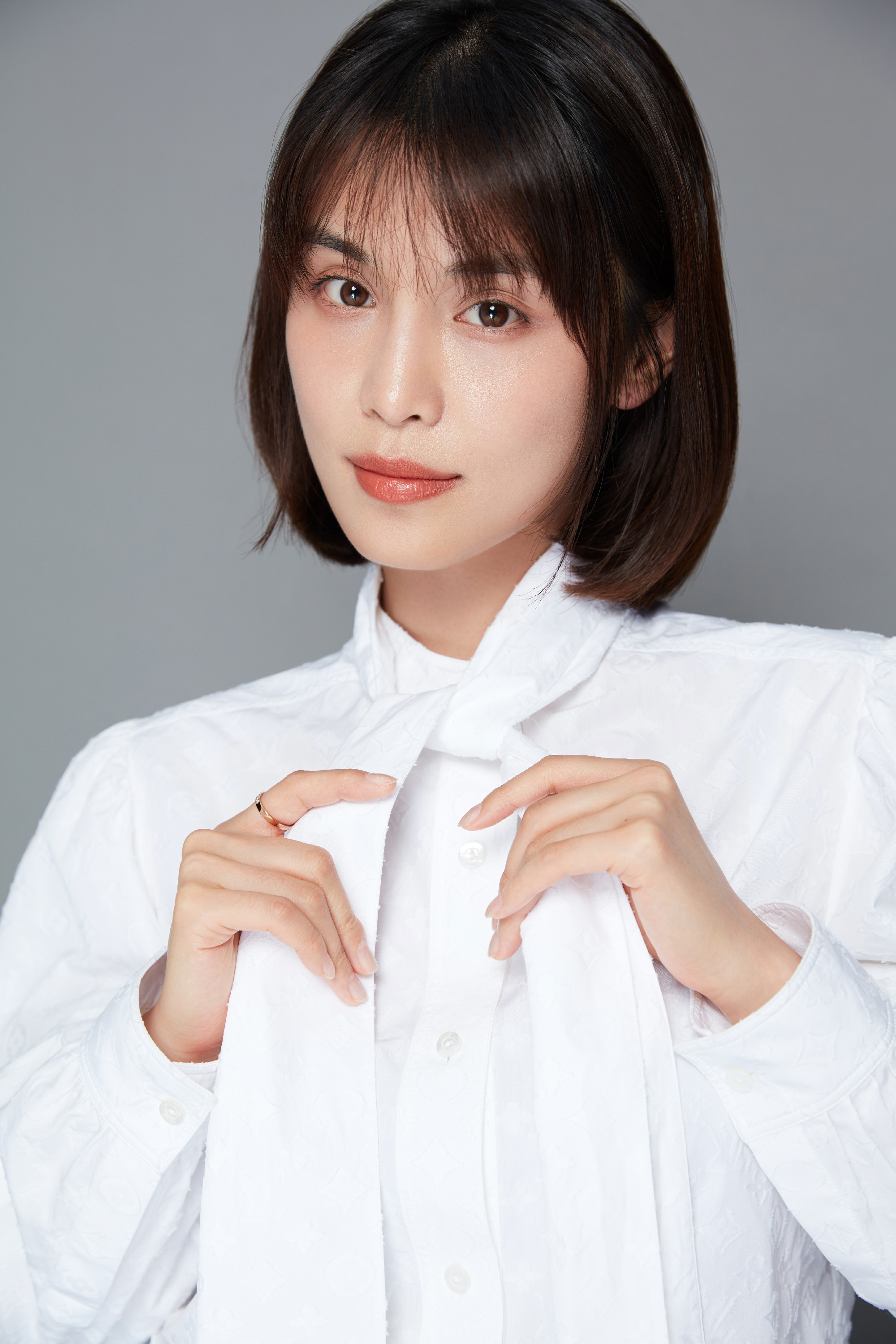 正午新剧《闽宁镇》开机,韩丹桐演绎热心肠女干部