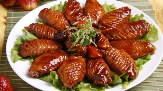 大厨教你可乐鸡翅完美家常做法味道可口