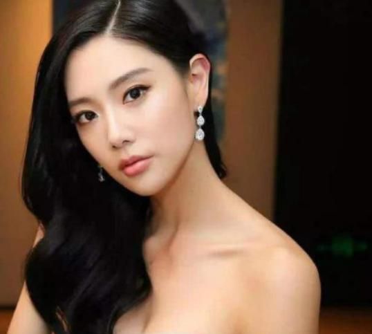实在令人羡慕,但也不能否认,因为在娱乐圈里,李成敏基本上不会透露