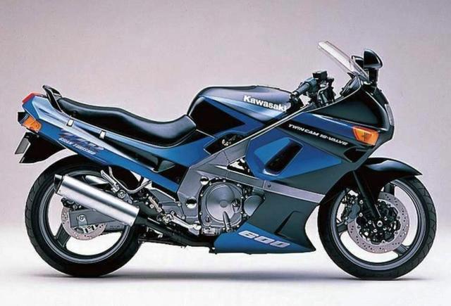 最好的10款600cc摩托,日系成主流,川崎zz600极速比肩公升跑车