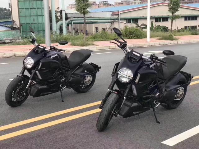 这辆杜卡迪大魔鬼售价8万,它被网友称为摩托中的法拉利-新浪汽车
