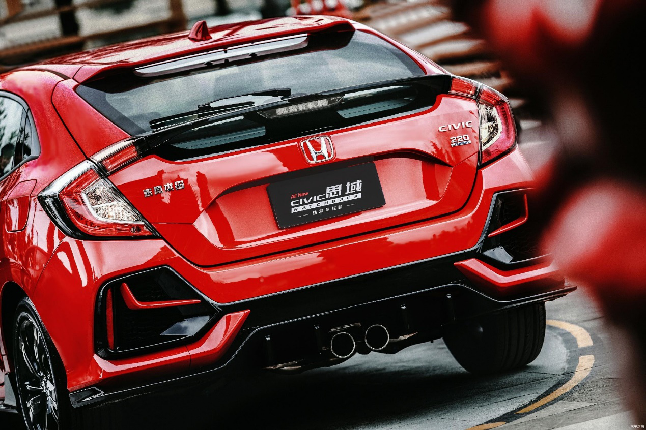 无限接近type r,全新本田思域hatchback售14.39万元起