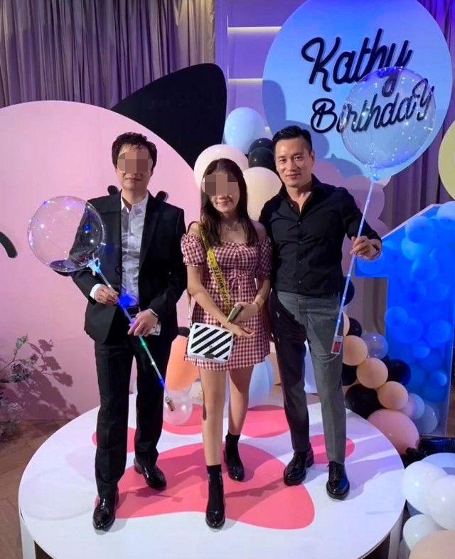 员工晒安以轩夫妇全家福疑似曝光陈荣炼俩女儿最大的已16岁