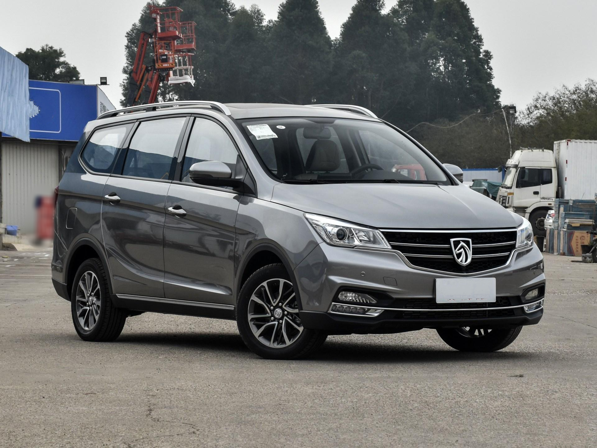 08万国产实用的mpv,7座布局 大空间,载人拉货两不误