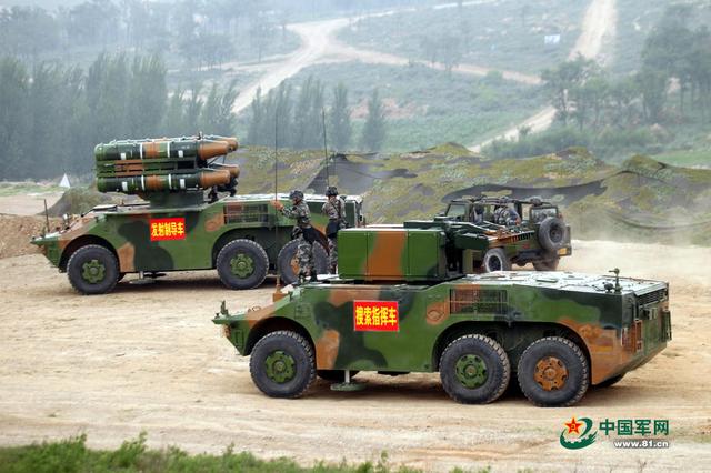 一个红旗-7b发射小组自行高炮也同理,在之前提到的轮式6管25mm自行