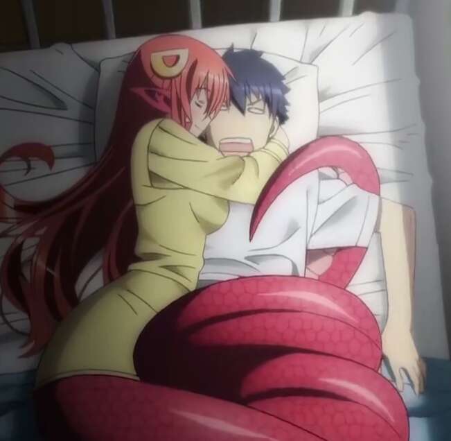 这几个动漫中的老婆都不是人类一个活了600岁她还有触手