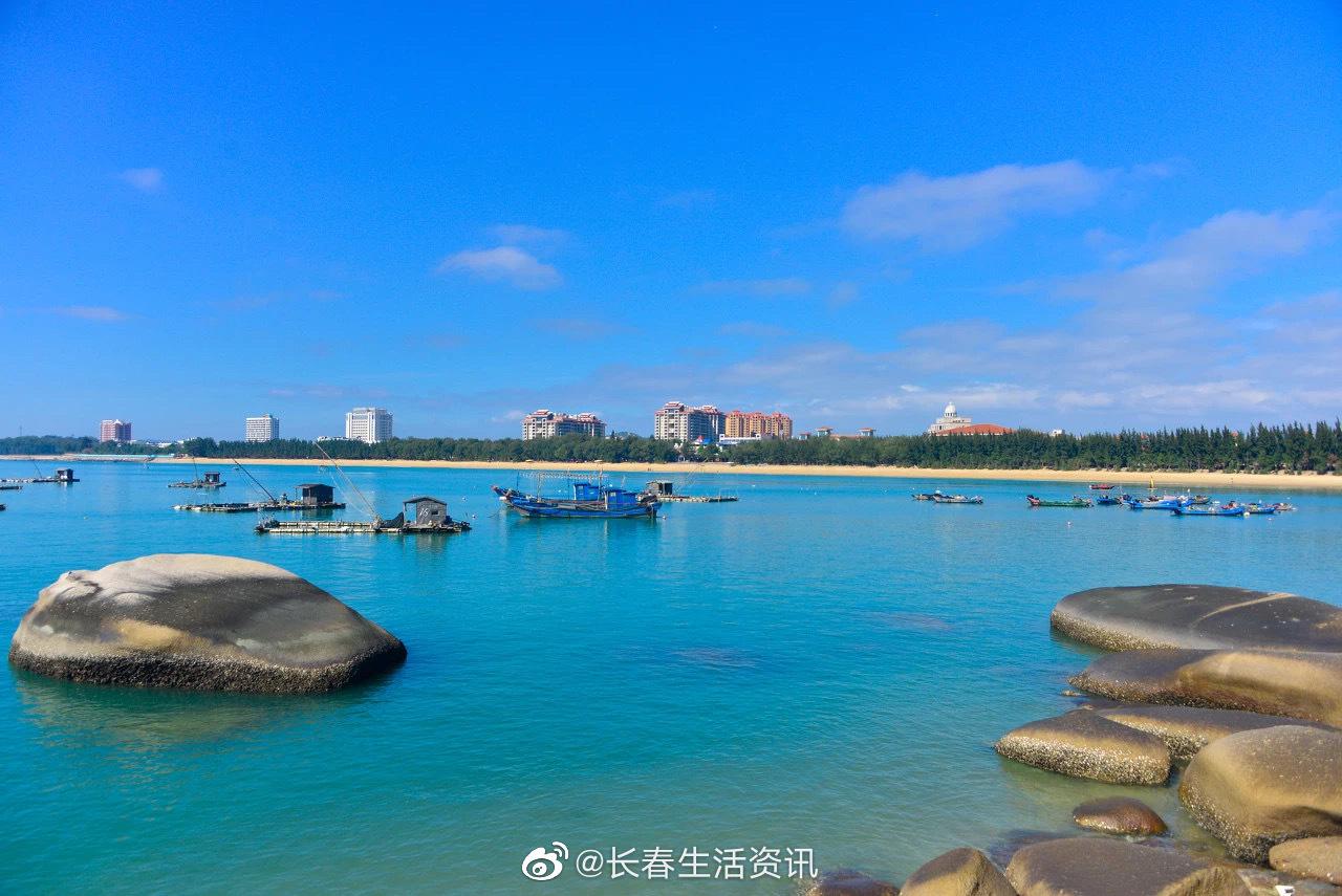 马銮湾,闻名遐迩的海滨浴场 马銮湾海面宽阔,水质清纯