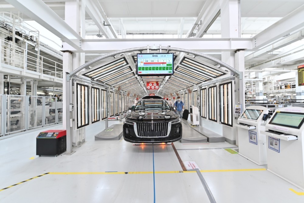 探访红旗h9出生地一汽红旗新工厂亮相