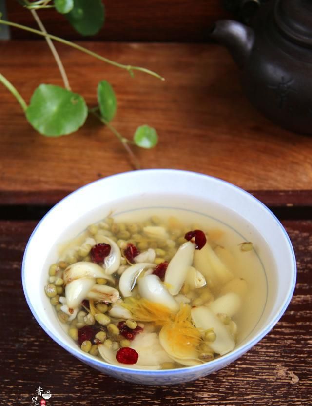 三伏天,就该多吃这汤,蒸一蒸上桌,清热消暑,顺利度夏