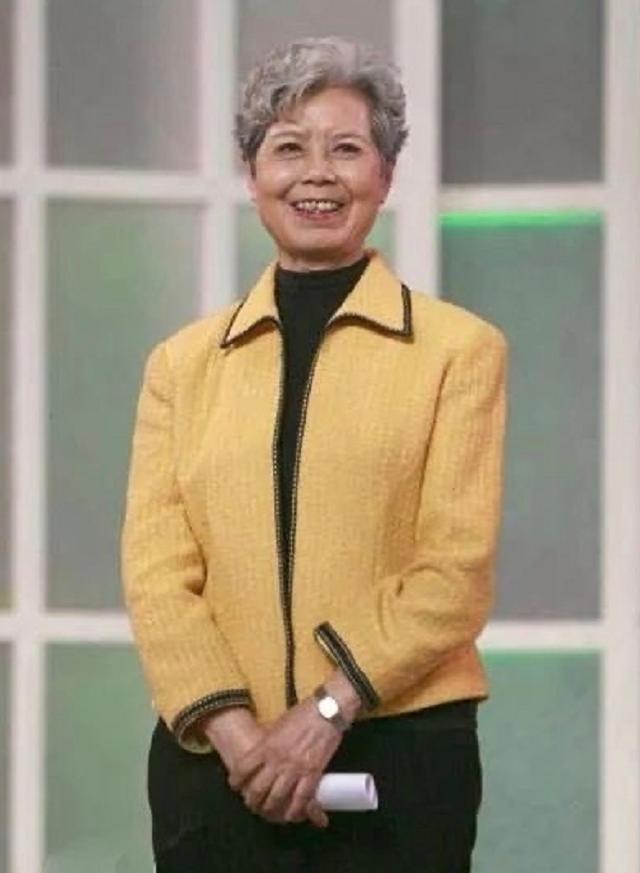 中国第一位电视播音员沈力遗憾逝世,享年87岁,曾一手培养赵忠祥