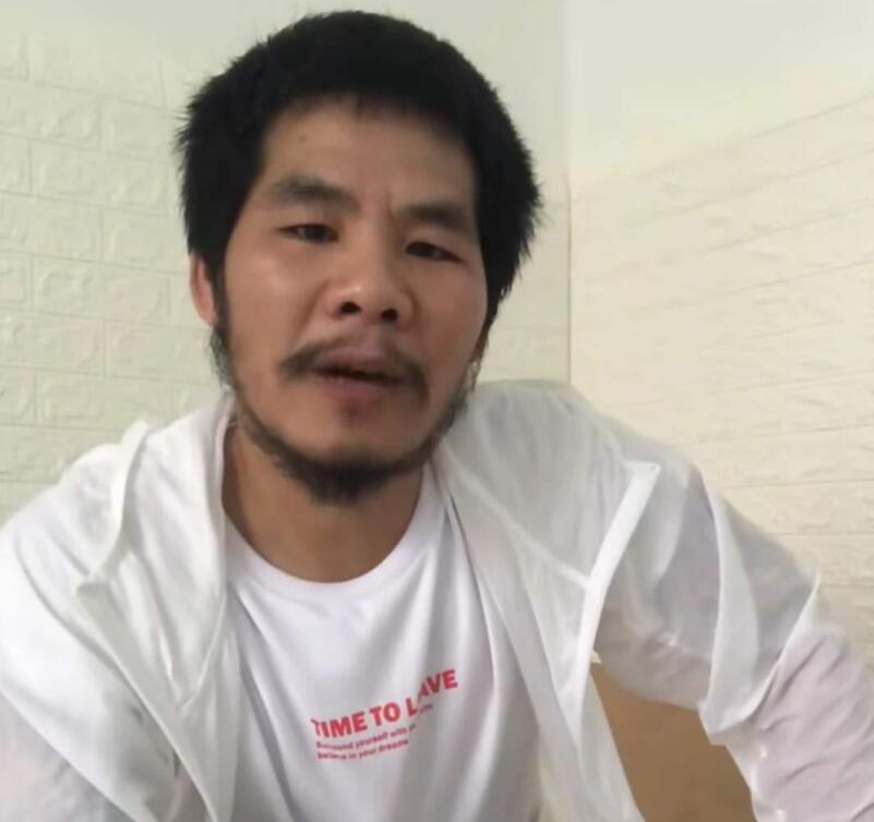 周立齐没能忍住,还是参加了访谈节目,邀请方让他不