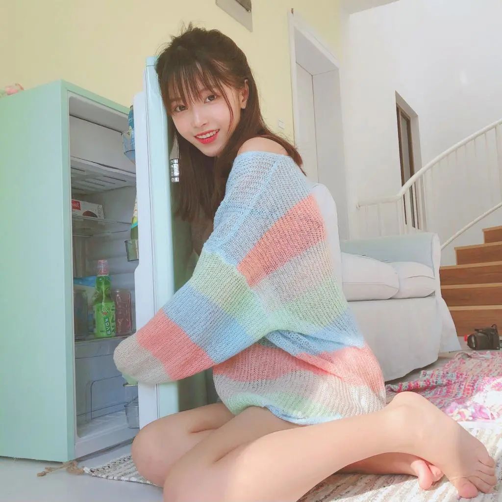 图源@半藏森林图源@半藏森林"茶艺"到底是玩梗还是物化女性?