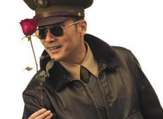 他曾因长相太帅"无戏可拍",进军导演圈后,自导自演成大牌明星|柳云龙