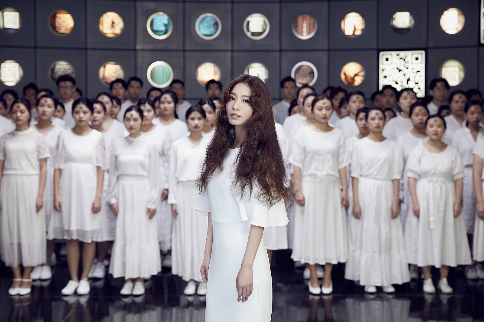 田馥甄先知mv上线诠释爱情操控者