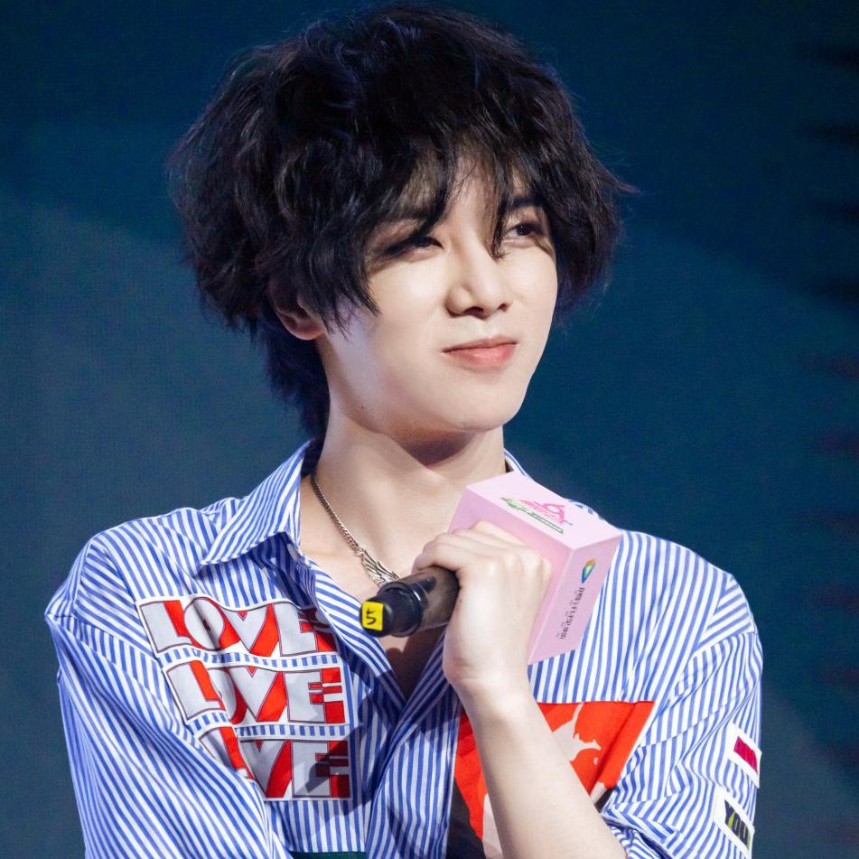 要说最萌的爱豆发型,非羊毛卷莫属～不仅可以秒增发