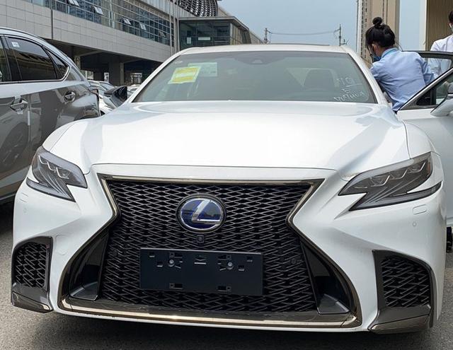 102万元买凌志ls500h运动版,北京提车 开740的朋友说出了心底话