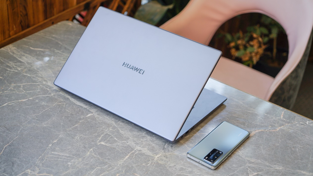 华为matebook d 15 2020锐龙版测评:7nm锐龙芯加持,真yes!