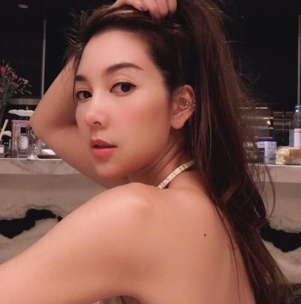 woonsen是hiso nai的前女友,这样的回应,也坐实了taew与hiso nai正在