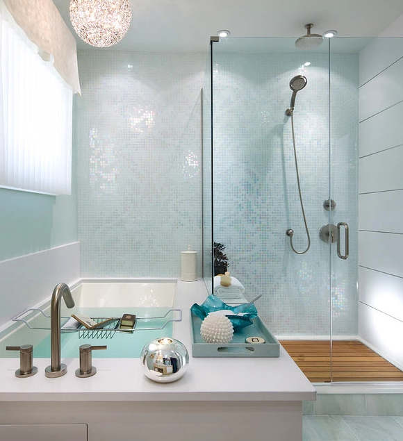 浴缸延长30公分台面,和淋浴房做成连体式,省空间功能更全面!