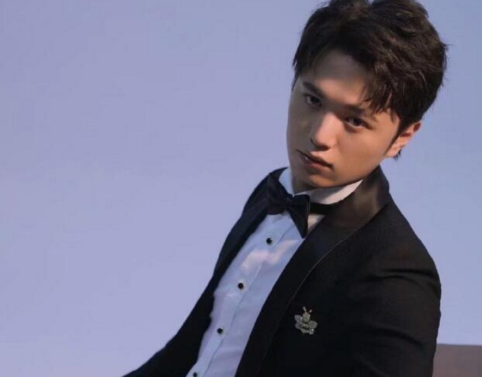 王者荣耀颜值主播剑仙完成虎牙首秀,众多神豪围观,张大仙急了!