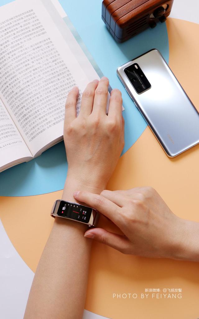 3d弧面柔性屏智能穿戴玩跨界华为手环b6手环创新的破局者
