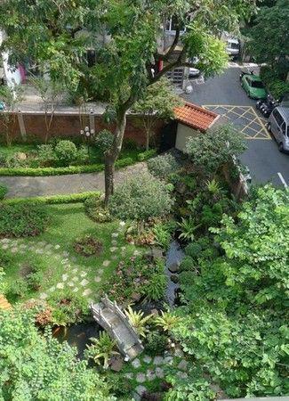 带大家看看琼瑶的豪宅,7层独栋别墅价值5亿,保留了80年代的风格