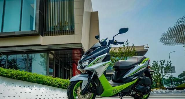 15980元金城草蜢150青春版静态测评