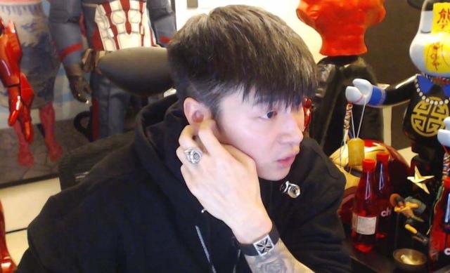 lol小智谈和帝师恩大成仇当初借一千还了千万发达后装不认识