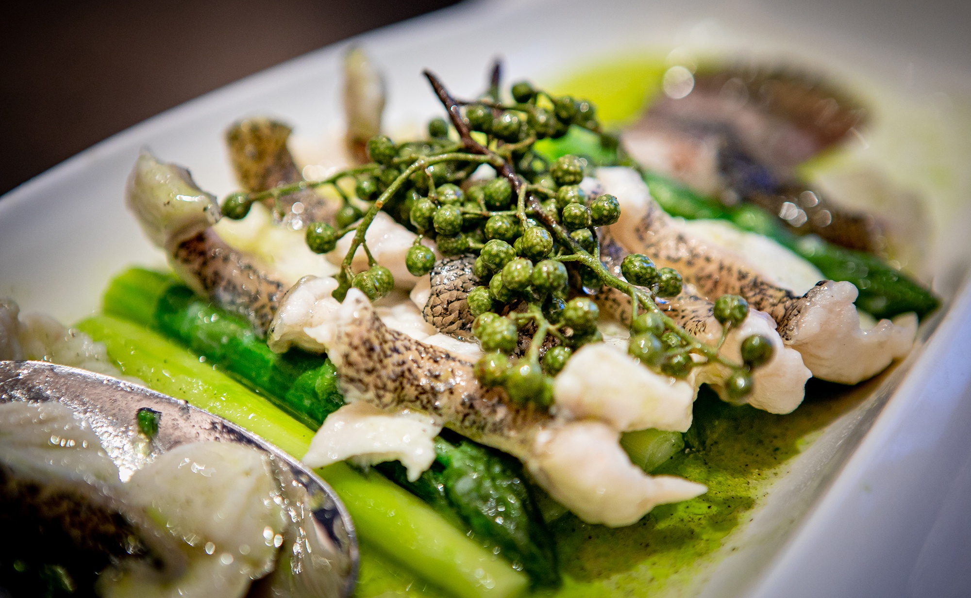 贵阳东景希尔顿酒店的中餐大菜,青雅十味,一出手就