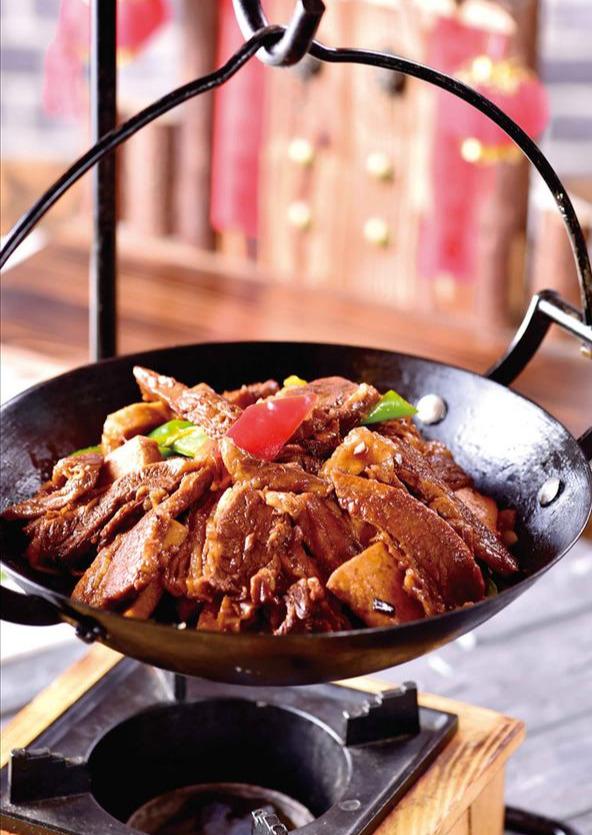 精选吊锅秘制牛腩番茄鸡翅菠菜拌粉丝茶油焖土鸡家常菜做法