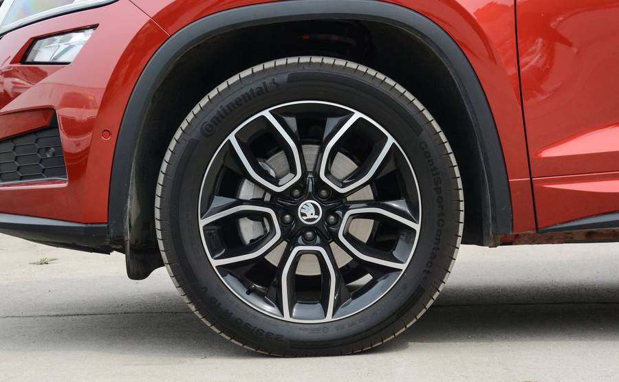 25万轿跑SUV咋选？柯迪亚克GT和探岳X相同三大件，这样买更合适