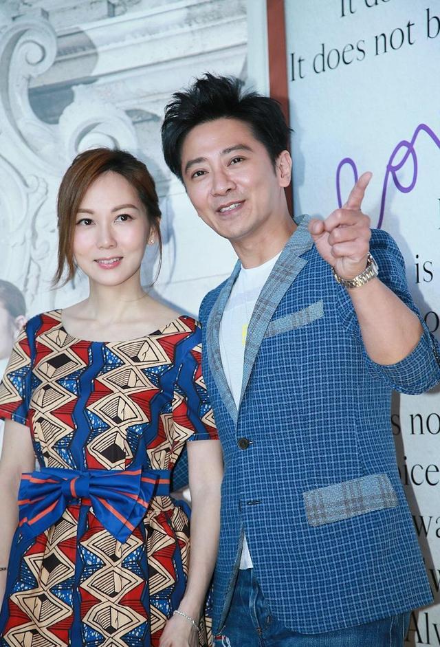 47岁孙耀威晒婚照视频纪念结婚三周年陈美诗甜蜜回应三年不痒