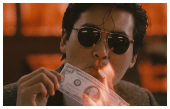 假如抽烟有段位:王宝强白银,周润发大师,最后一位才是真大佬