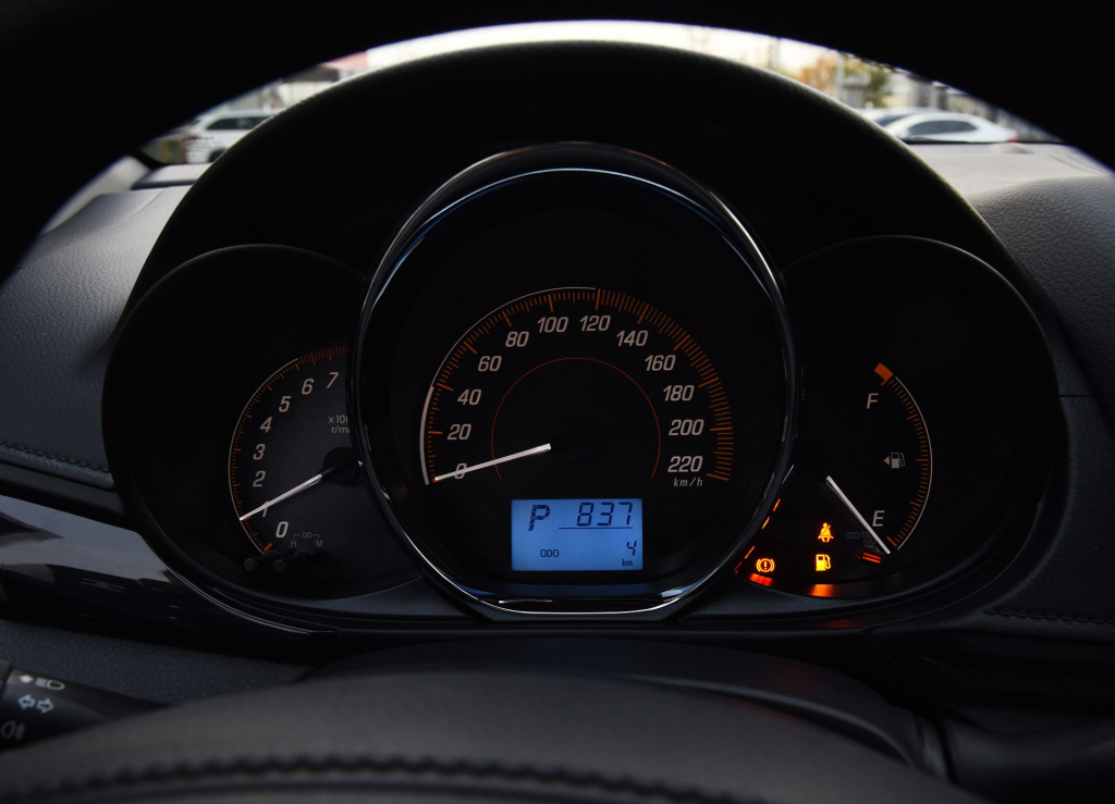 8万出头的丰田致炫x全系标配esp油耗3毛多适合日常代步