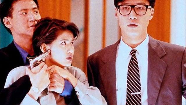 心酸的小龙女:为男友还债亿元,退圈后被抛弃,谢发哥一句话骂醒|李若彤