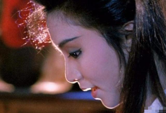 她曾是知名演员,闪婚嫁给富豪后,一夜白了头|萧红梅|闪婚|一夜_新浪